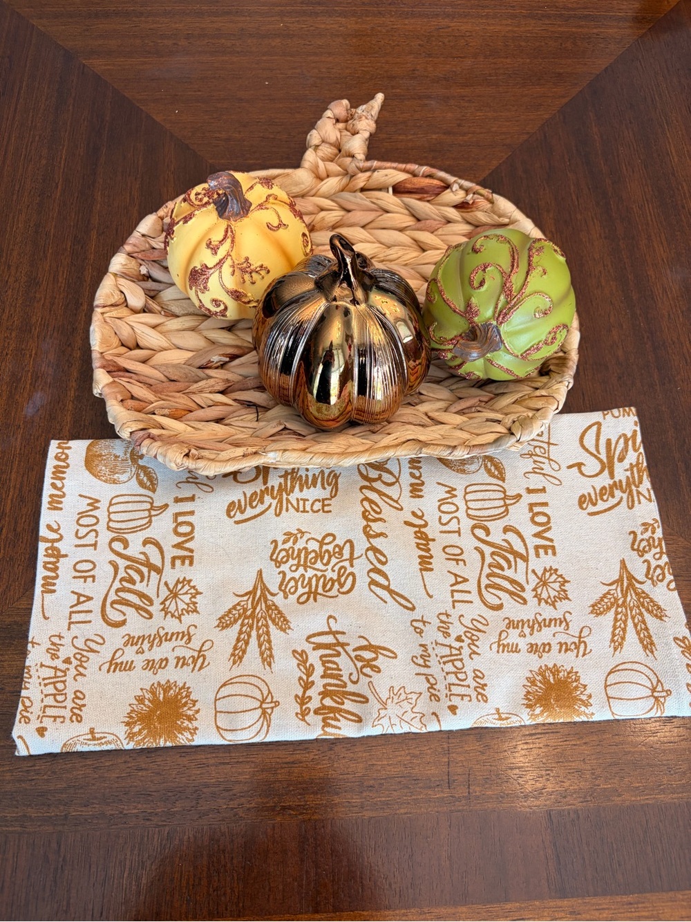 Autumn Farmhouse Table Vignette & Tray Set